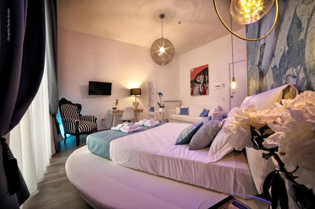 Bourbon House Bed and Breakfast Napels Buitenkant foto