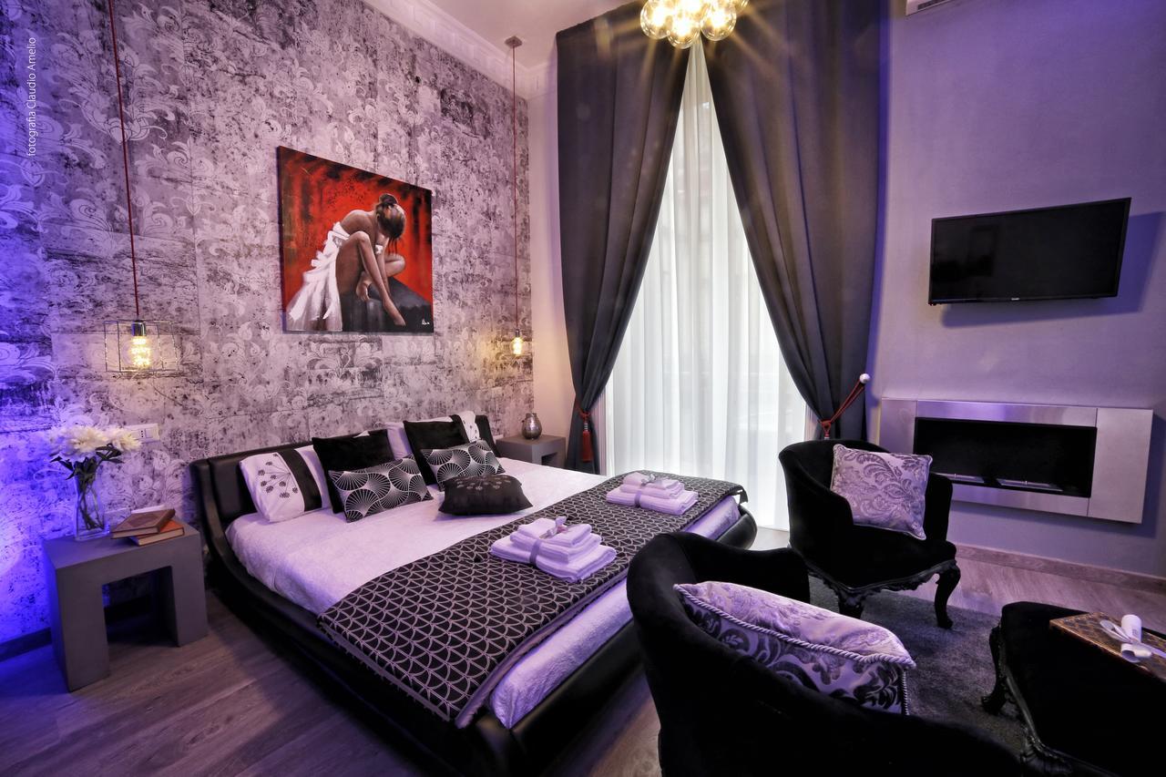 Bourbon House Bed and Breakfast Napels Buitenkant foto
