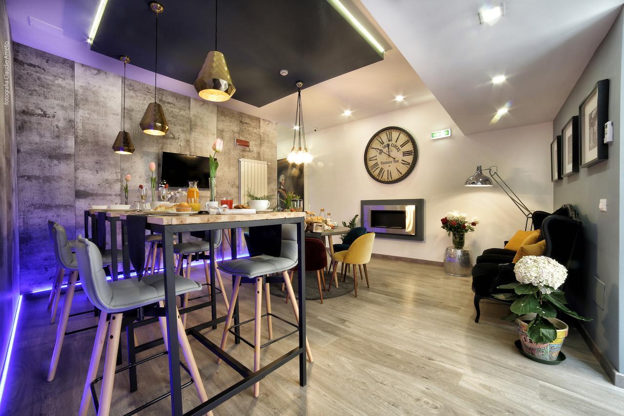 Bourbon House Bed and Breakfast Napels Buitenkant foto